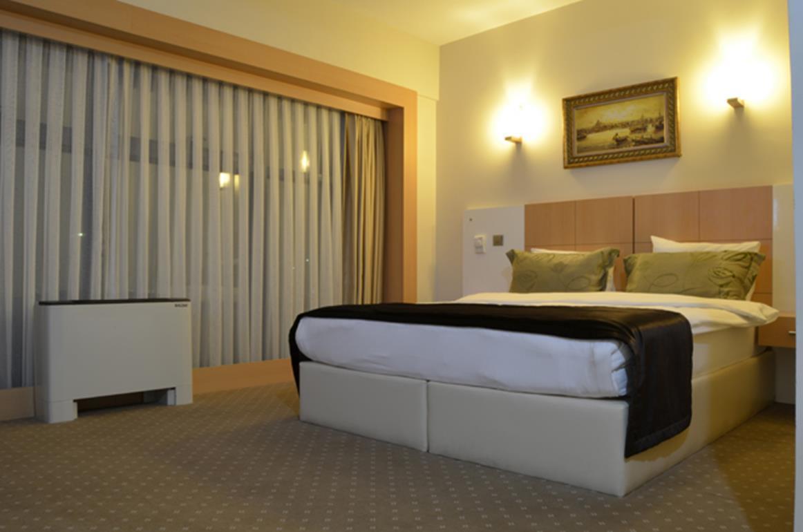 Life Port Hotel Istanbul Sekerpinari Exterior photo